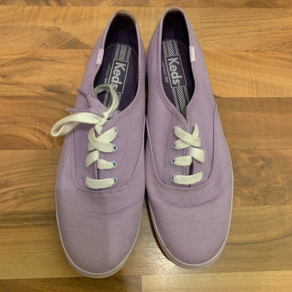 Size 8 Women’s Light Purple Keds - Picture 1 of 3